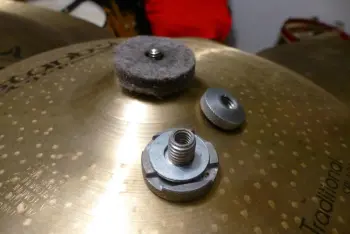 help id-ing cymbal stand please