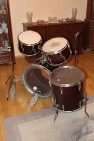 Are those Trowa drums?