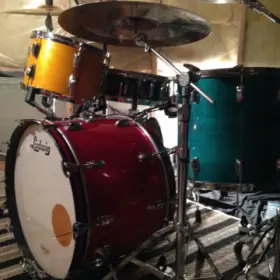 Looking for info and thoughts on drums I am looking at buying. 1970 ludwig vintagekit