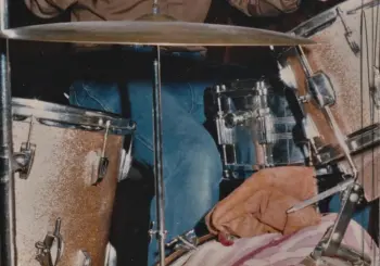 Two cymbal mounts on '64 ludwig bass drum?