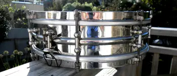 Cleaning a NOB 1920s Ludwig Snare