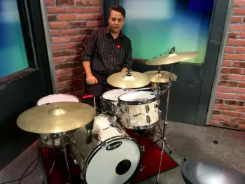 Rogers bass drum logo's......what years?