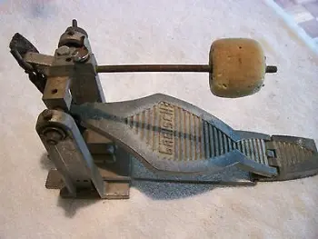 Worst pedal EVER MADE...Gretsch &quot;Monster&quot;