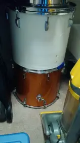 Misc vintage drums
