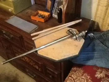 Rogers Tom Post Arm