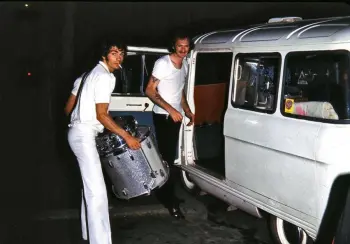This is the Display Your Ludwig Drum Thread