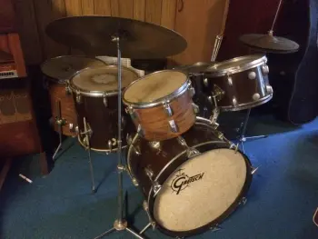 Vintage Gretsch drum set