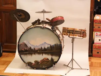 extremely rare 1920s Ludwigold trap set