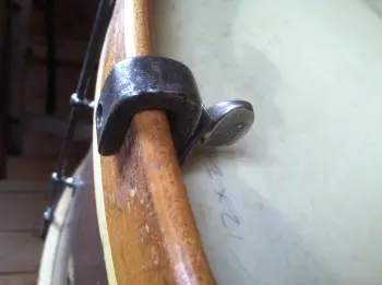 Ludwig &amp; ludwig 1920's bass drum details??