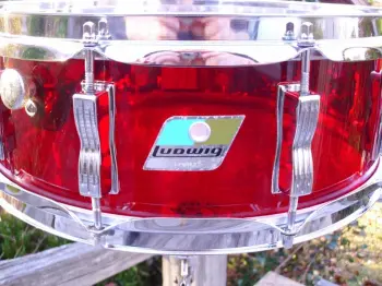 This is the Display Your Vistalite/Acrylic Drums Thread