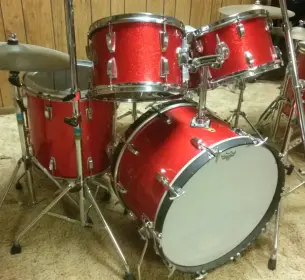 This is the Display Your Ludwig Drum Thread