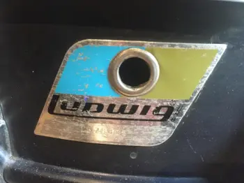 Help me with identifying this Ludwig snare drum