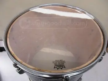 please identify this floor tom