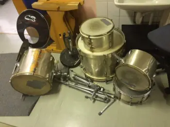 Help identifying drums?