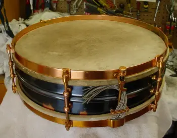 [B]1924- LUDWIG &amp; LUDWIG 4 x 14 DeLUXE UNIVERSAL MODEL (cat. #11) [/B]
