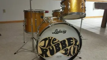 This is the Display Your Ludwig Drum Thread