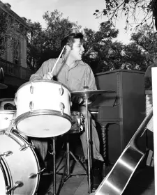 Famous non-drummer musicians behind the kit
