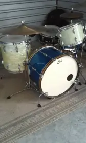 Gretsch Blue Sparkle For WMP Kick
