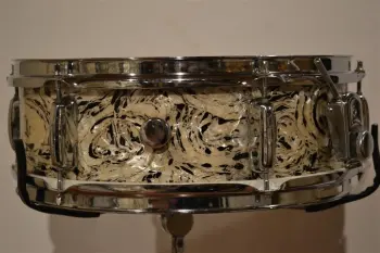 Guy Asking $975 For Tempro Set: Is He On Drugs?