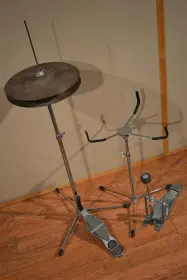 Guy Asking $975 For Tempro Set: Is He On Drugs?
