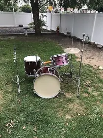 Guy Asking $975 For Tempro Set: Is He On Drugs?