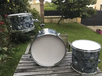 Need some help to identify this vintage Pearl