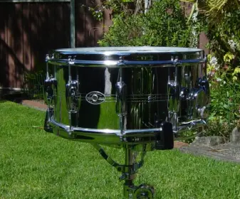 Slingerland Chrome over Brass snare - 14 x 5