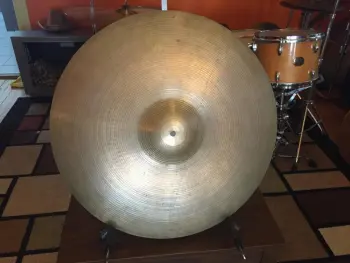 Please help identify Zildjian 21” sizzle ride
