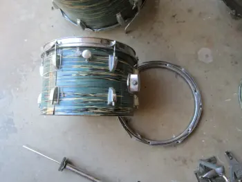 Need ID Help With Ludwig Drums