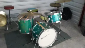 This is the Display Your Trixon Drums Thread