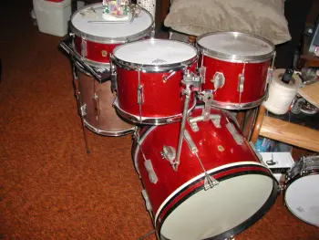 Ludwig club date with 1 reversable mod